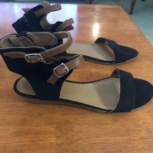 BONGO Black and Brown Suede Sandals